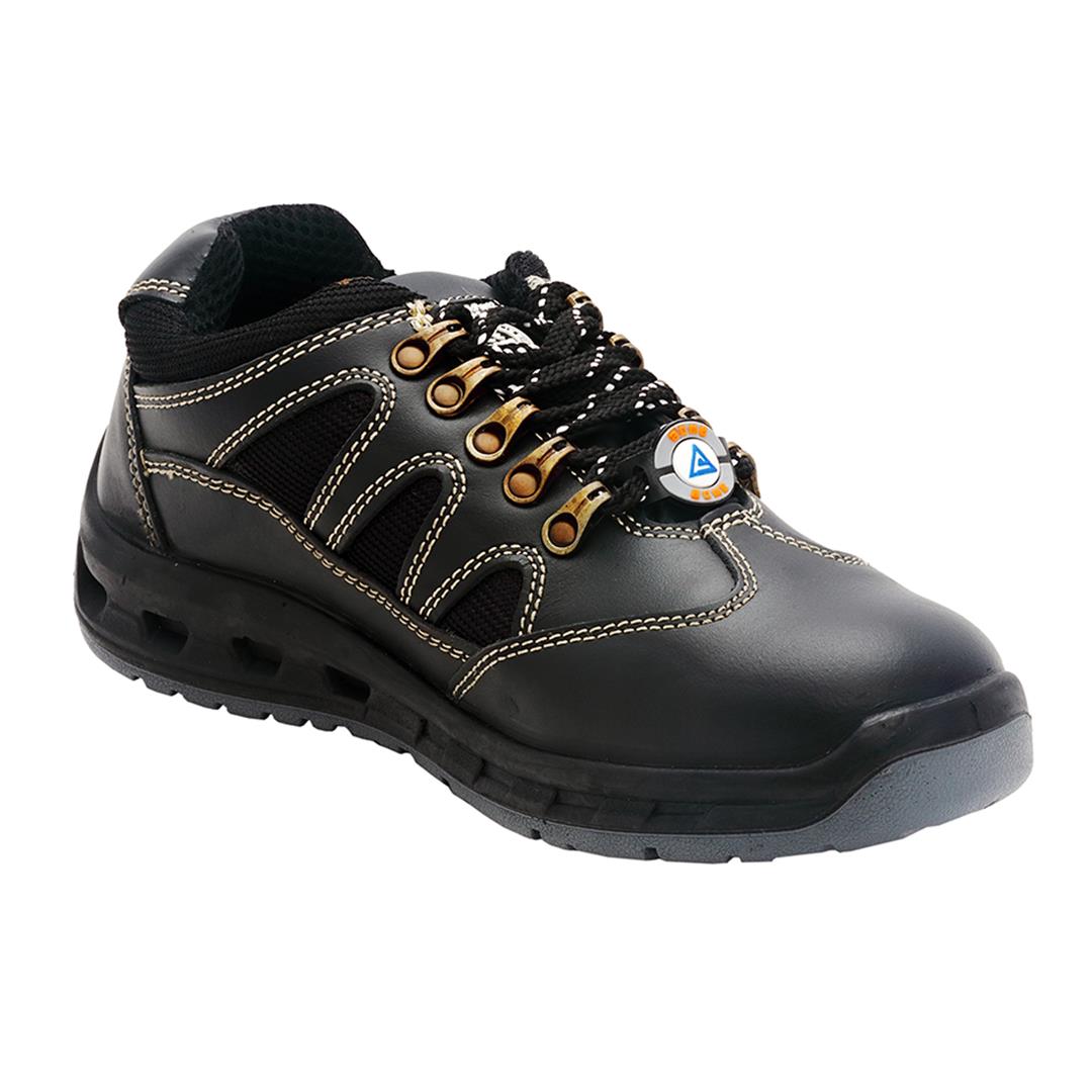 Chemical resistant safety shoes at best price Blitz